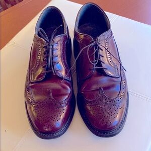 Dexter Cordovan Wingtip Oxford Shoes with Brogue Detailing Men’s 10D